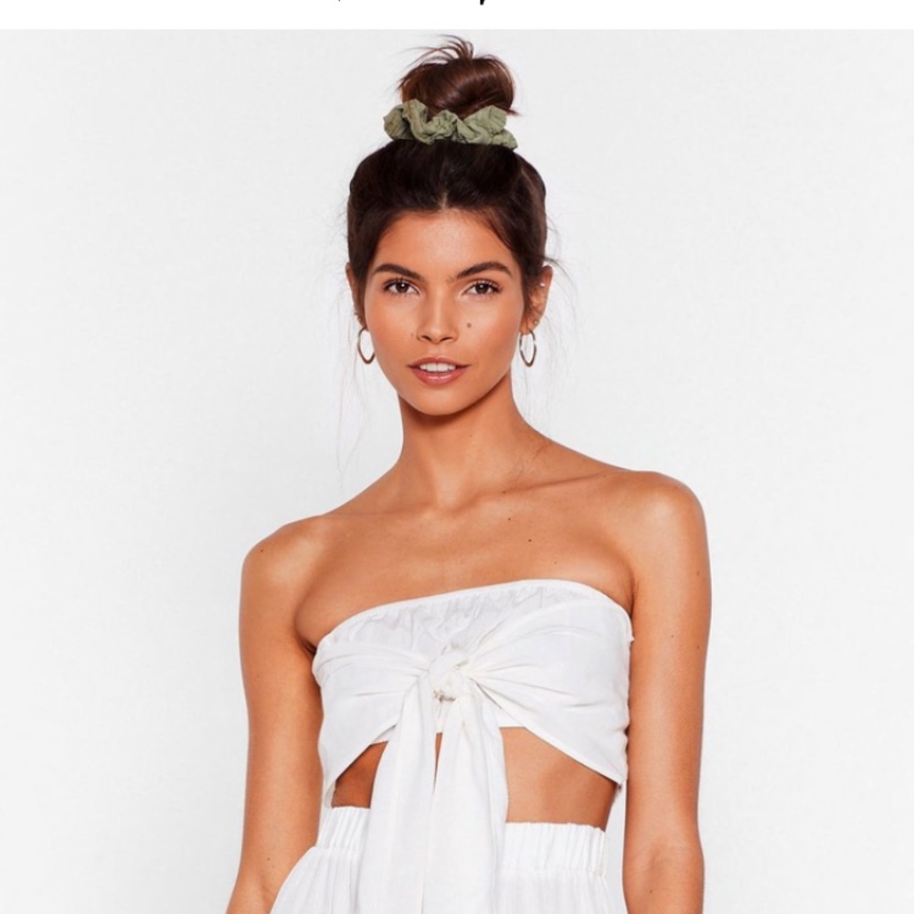 Nasty Gal Crinkle Tie Front Bandeau Top